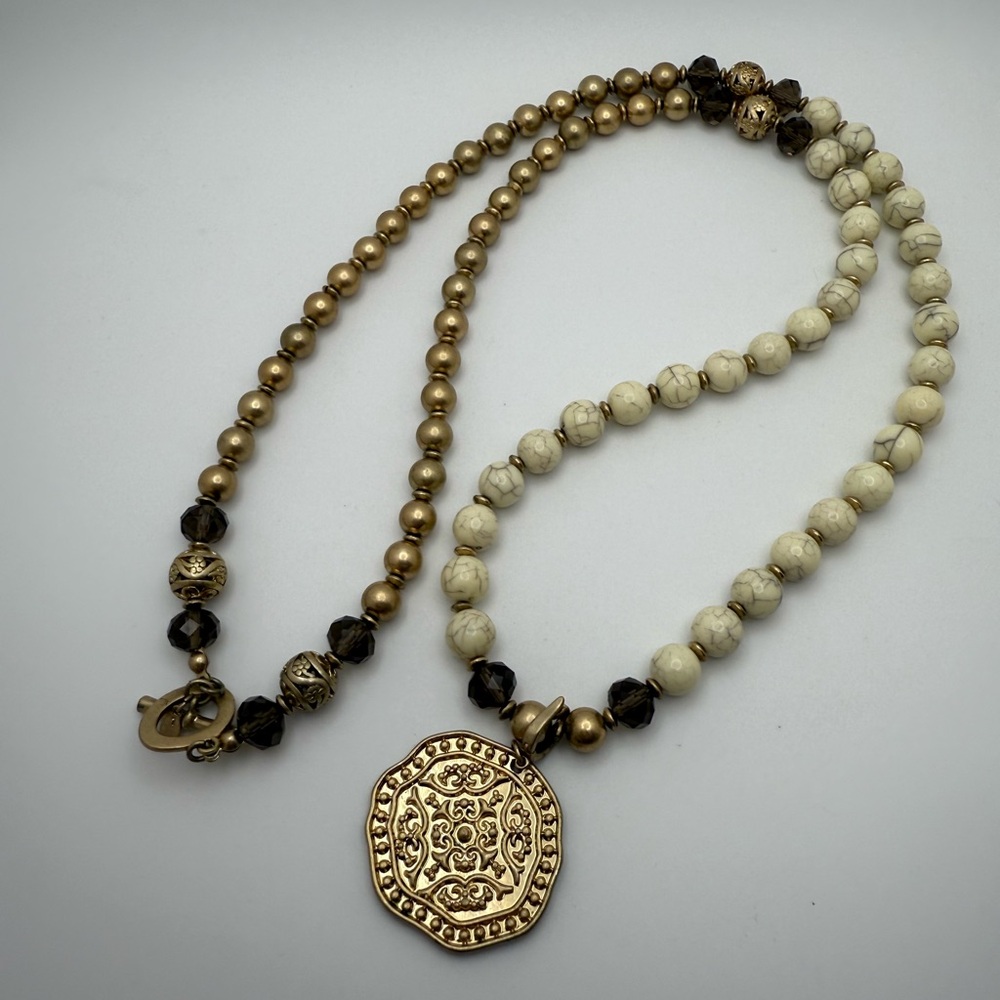 Gold Pendant Off White/Black & Gold Tones Fashion Jewelry Long Necklace